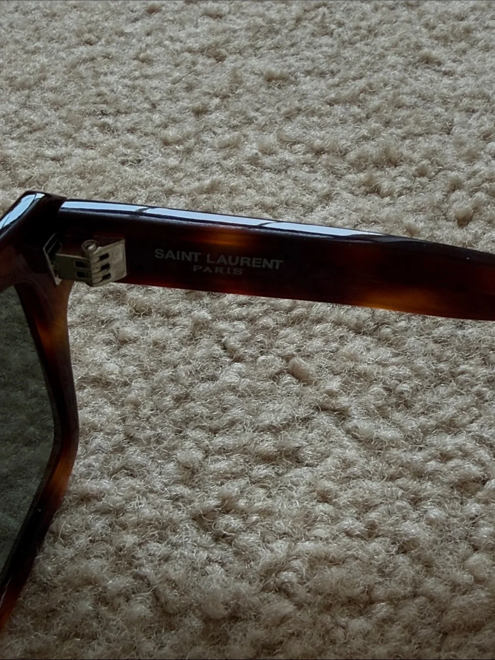 Saint Laurent chunky square